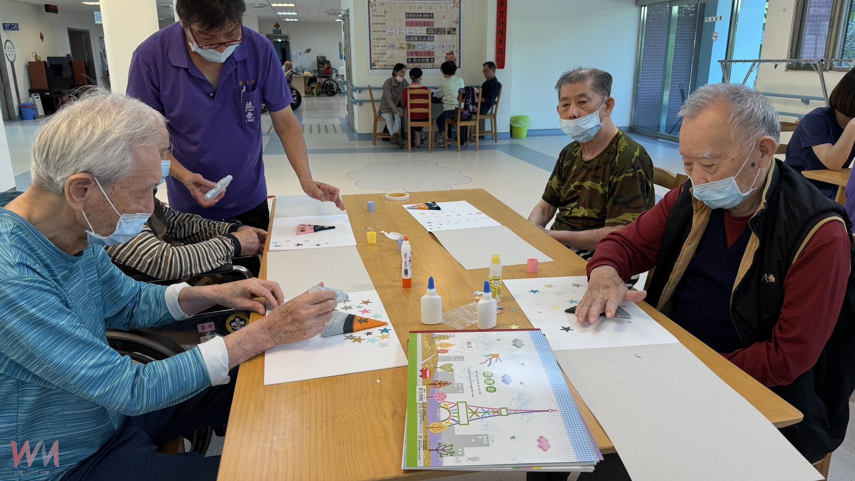 (有影片)/遊戲+手作促活化 彰化榮家陪伴失智長者延緩退化 - https://www.watchmedia01.com