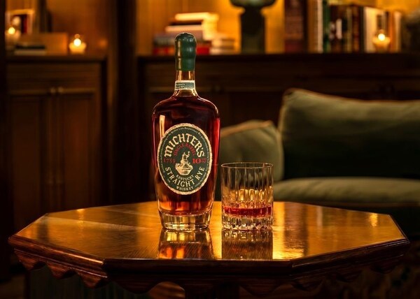Michter's 宣佈於 2026 年推出萬眾期待的 10 年黑麥威士忌。